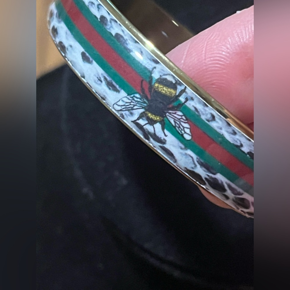 Rustic Cuff Bee & Leopard Stripe Enamel Bangle Bracelet - Gold Tone